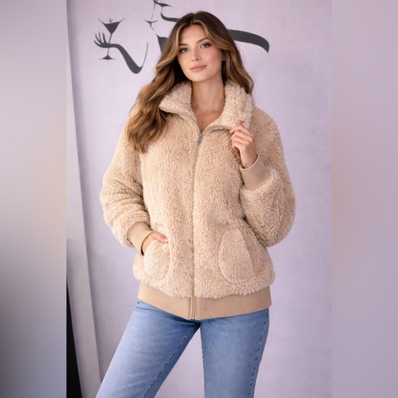 Urban Heritage Jackets & Blazers - Urban Heritage Cream Teddy Jacket. PTP 22.